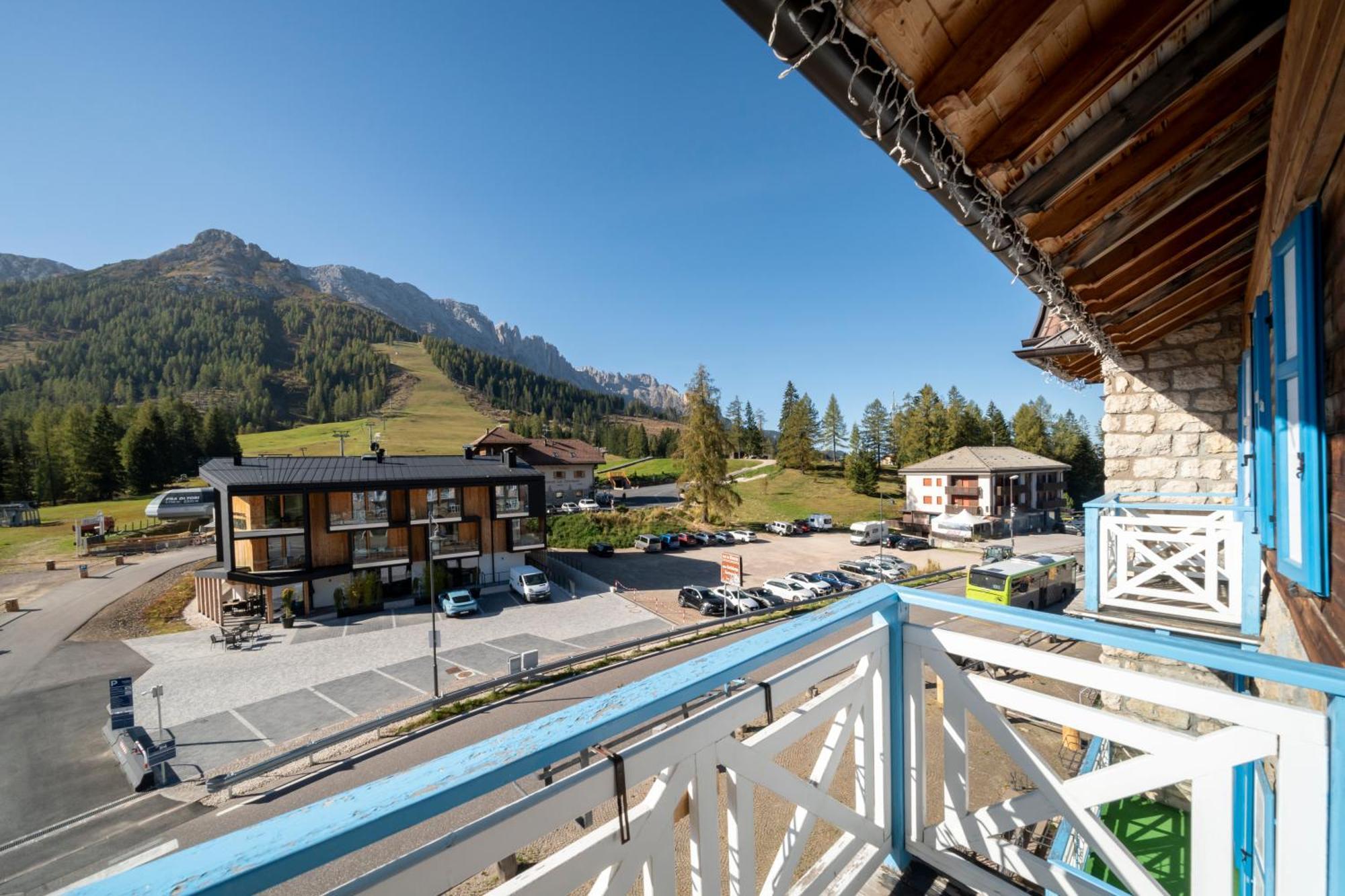 Mytime Hotels Savoy Vigo di Fassa Ngoại thất bức ảnh