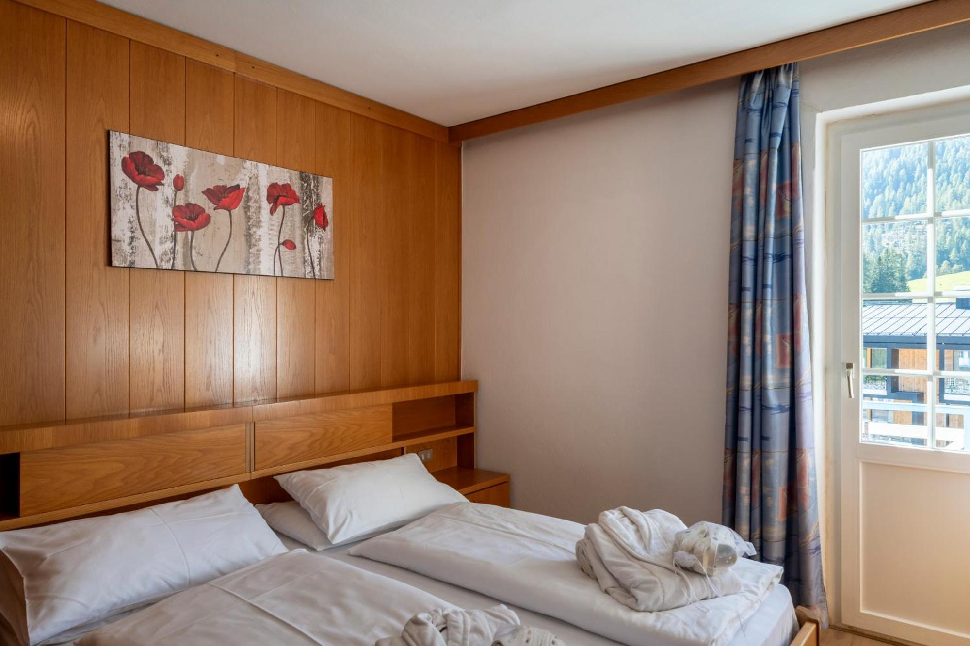 Mytime Hotels Savoy Vigo di Fassa Ngoại thất bức ảnh
